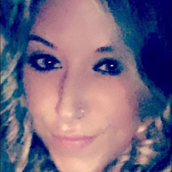 Meet your Posher, Kayde - Picture 1 of 10